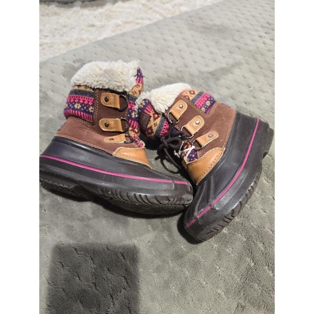London Fog toddler lace up boots size 11 need laces‎